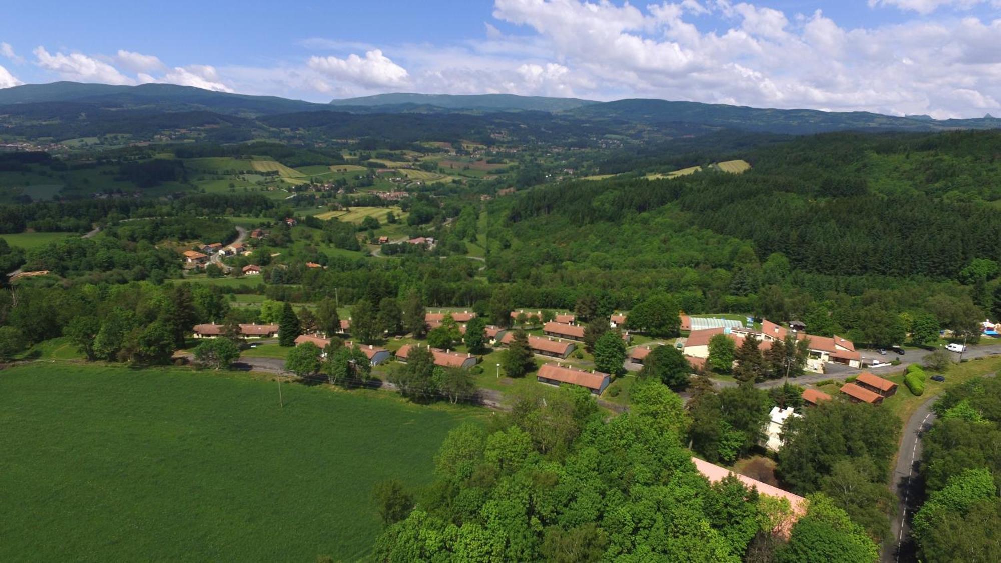 Vvf Villages « Les Monts Du Forez » Saint-Jean-La-Vetre Dış mekan fotoğraf